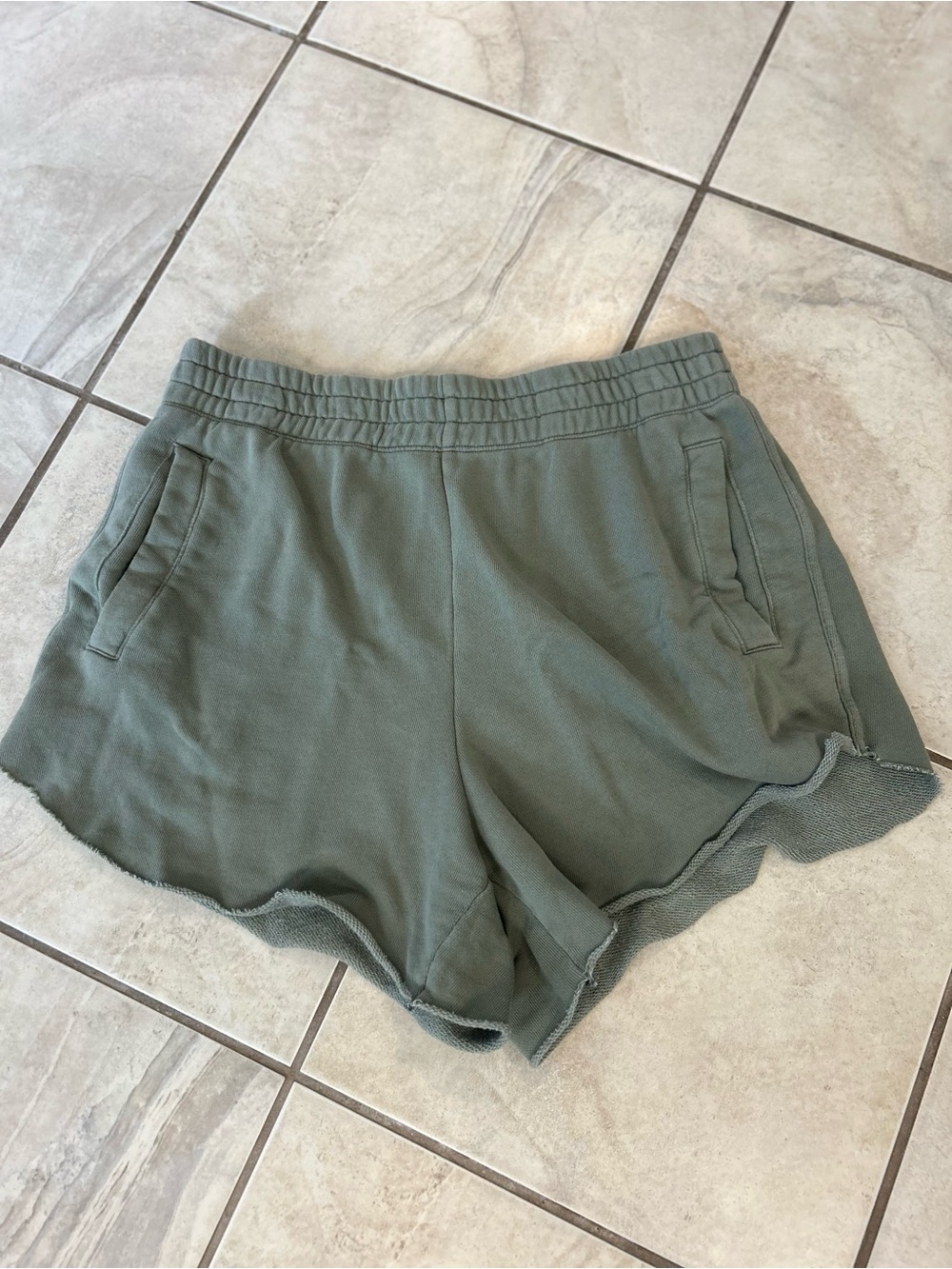 3-Pack Casual Women's Lounge Shorts — Olive, Rust, Charcoal - Picture 2 of 4